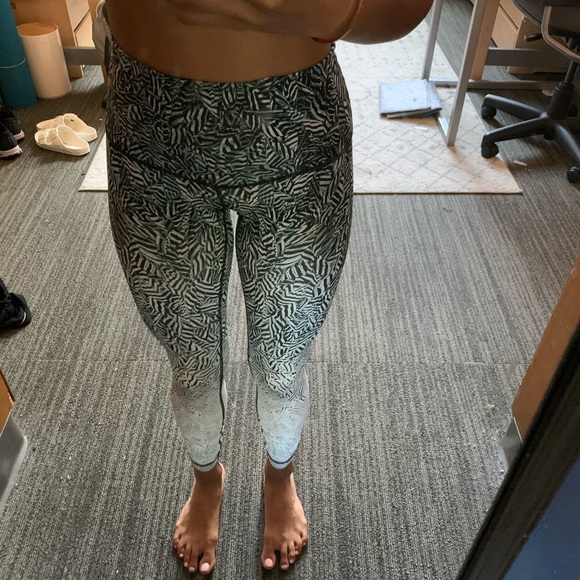 Lululemon leggings - Picture 3 of 3
